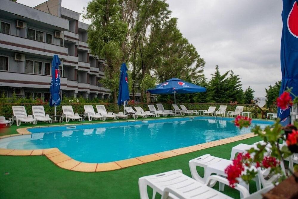 Caraiman Mamaia Hotel Exterior photo